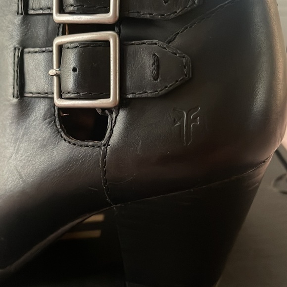 Frye Jennifer Belted Shootie Ankle Boot, Black Size 6M NWB! - Picture 8 of 11